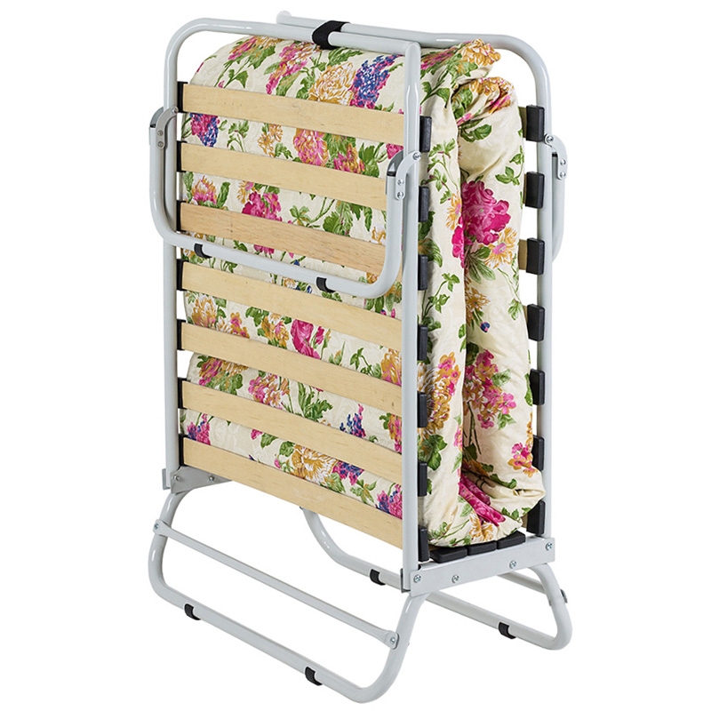 Кровать в сложенном виде имеет размеры: 105х82х42 см