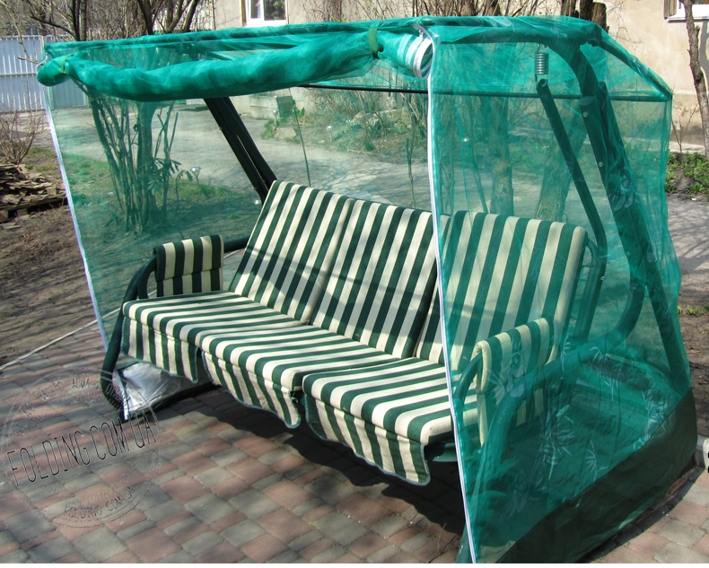 Качели «Вирджиния» не комплектуются москитной сеткой, но её можно приобрести за дополнительную плату.