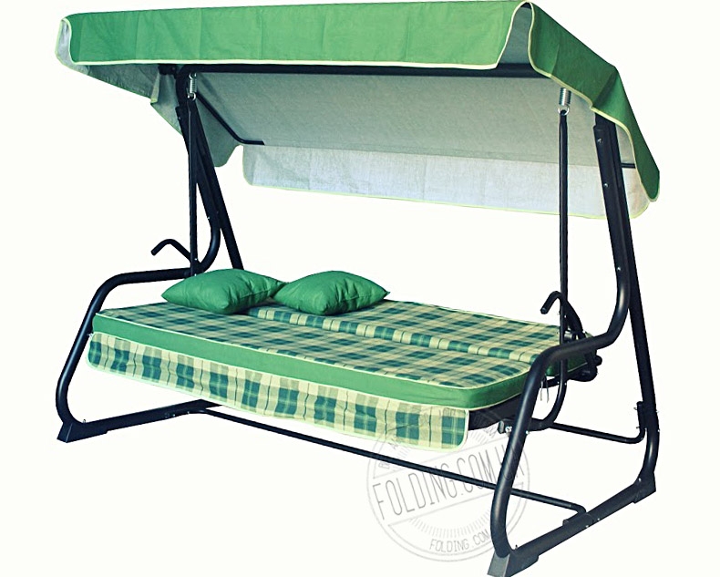 Система наклона спинки Click-clack позволяет легко разложить спинку качели в горизонтальное положение.